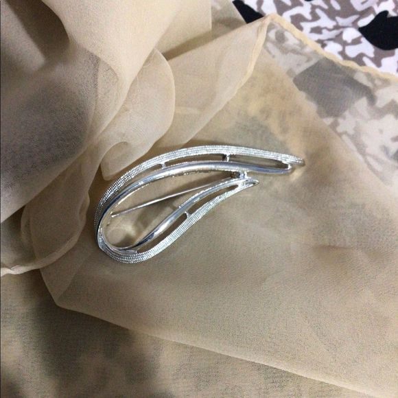 Vintage Sarah Coventry Brooch Pin Silver Marked Nice! - Picture 4 of 15